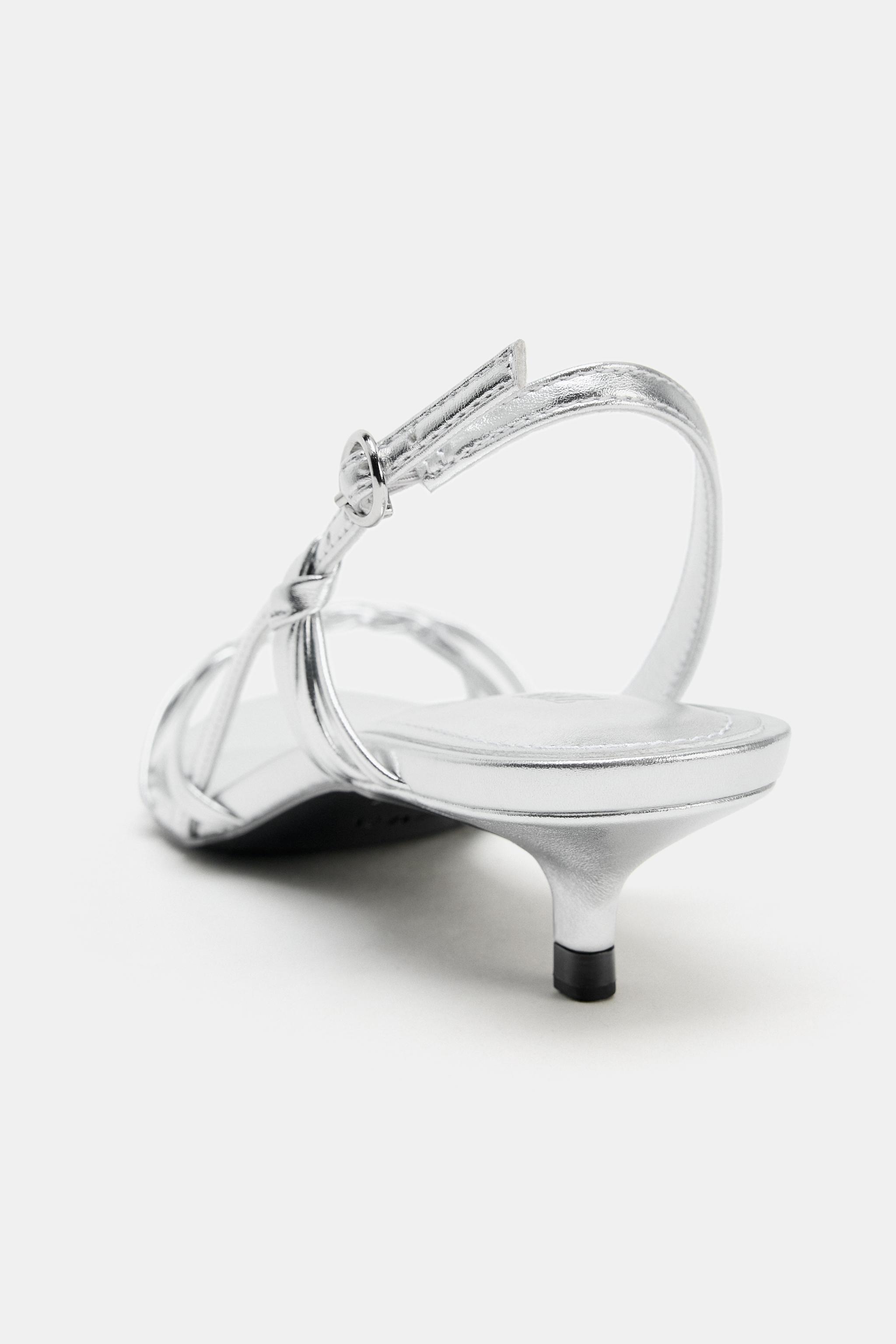 METALLIC KITTEN HEEL SANDALS